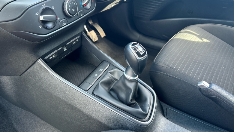 Hyundai i20 1.0T GDi 48V MHD SE Connect 5dr Petrol Hatchback